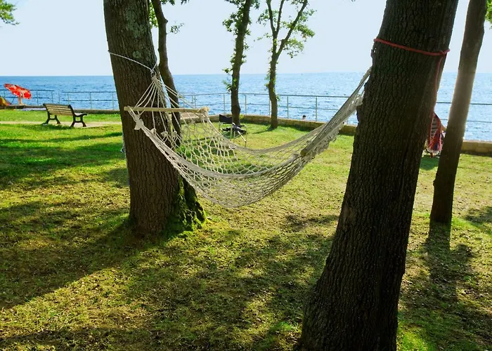 Caravans Bijela Uvala Camping Poreč